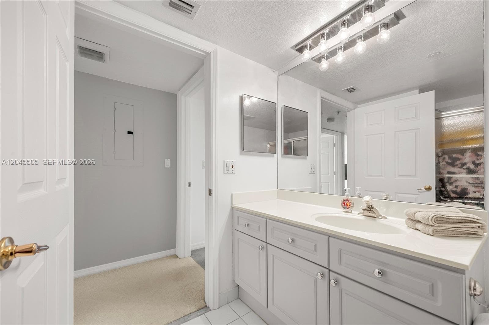 17275 Collins Ave 804 photo 13