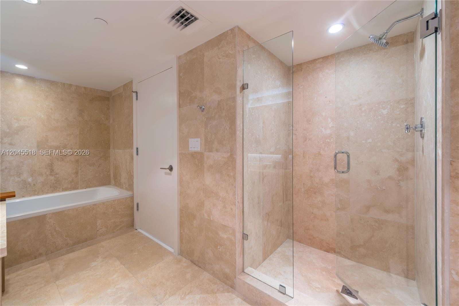 102 24th St 1110 photo 12