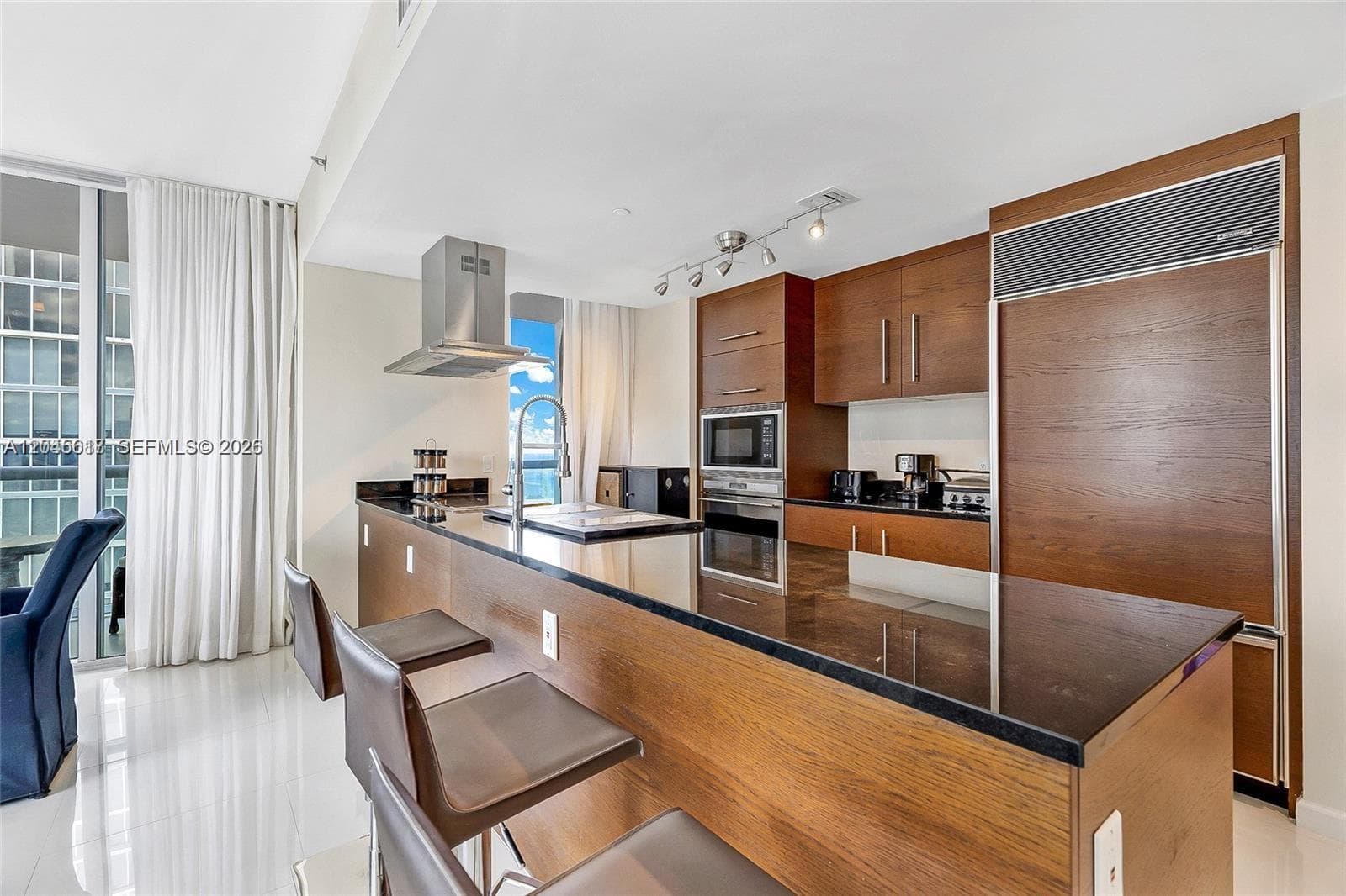 485 Brickell Ave 3602 photo 3