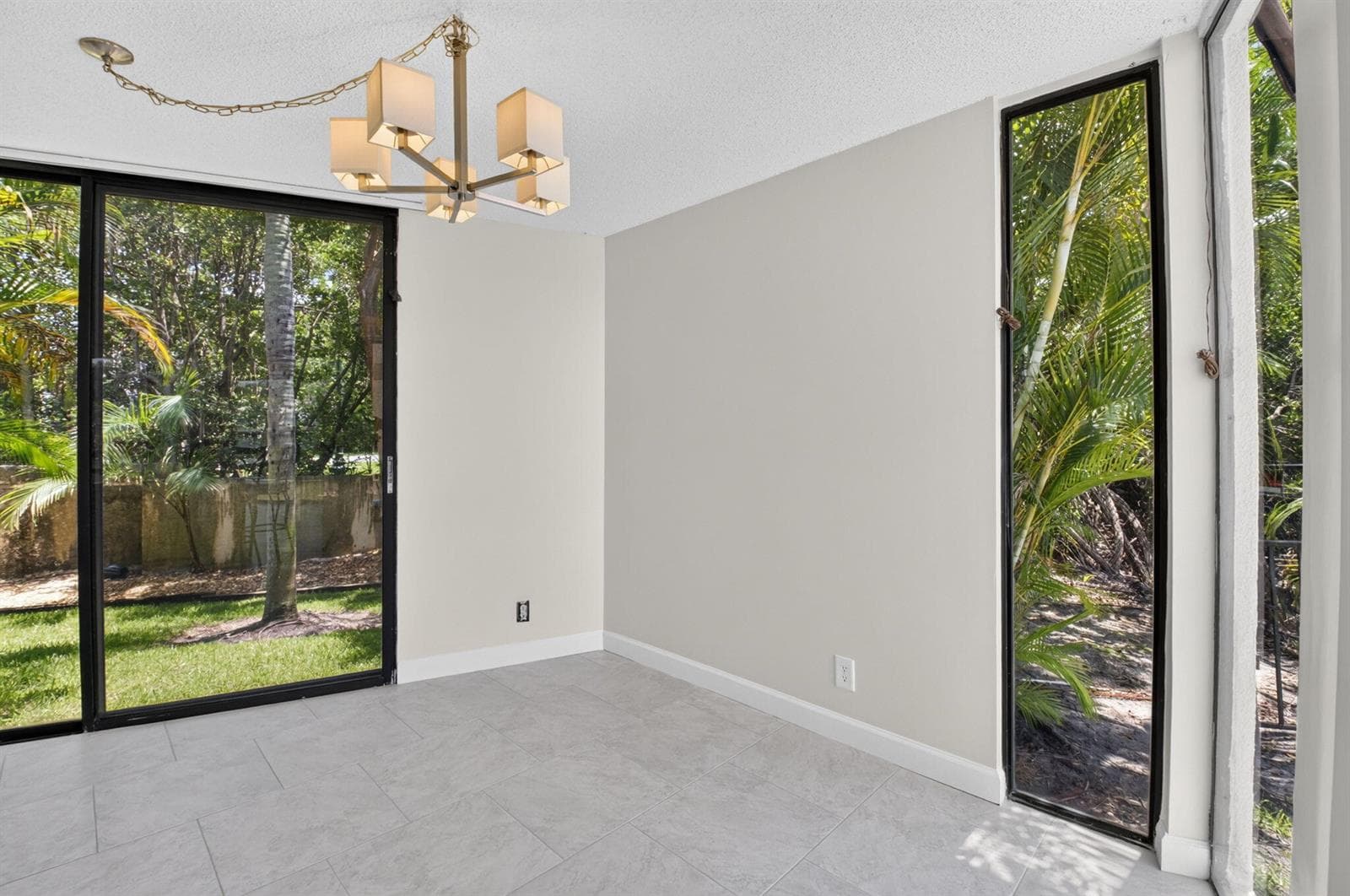 1111 George Bush Boulevard A photo 10