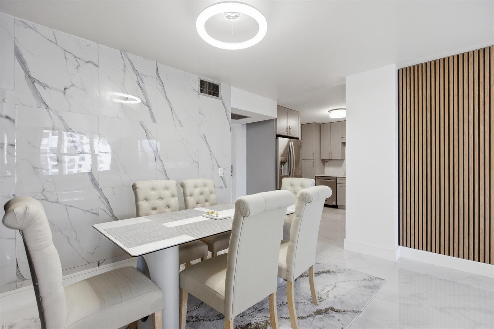 2101 S Ocean Drive 1507 photo 4