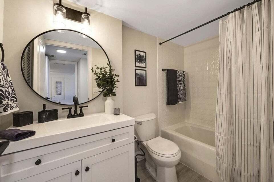 4201 N Ocean Boulevard 1605 photo 25