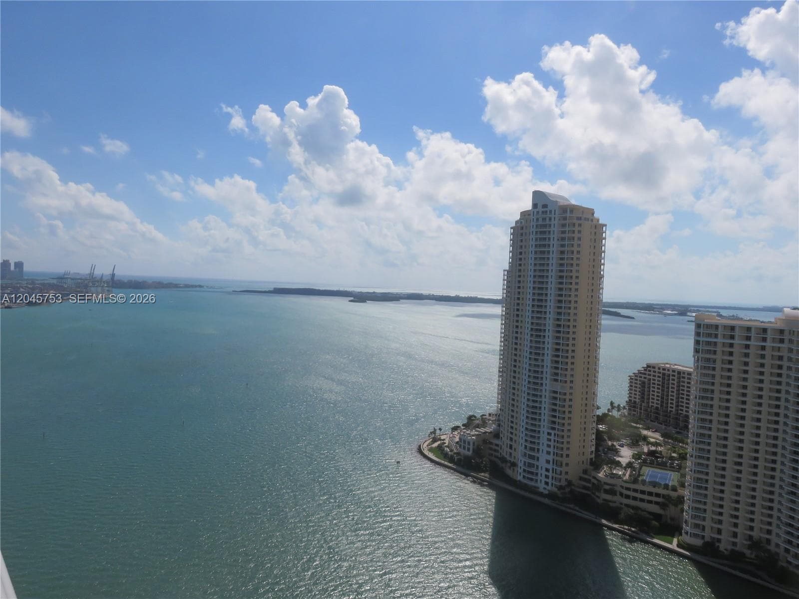 335 S Biscayne Blvd 3503 photo 1
