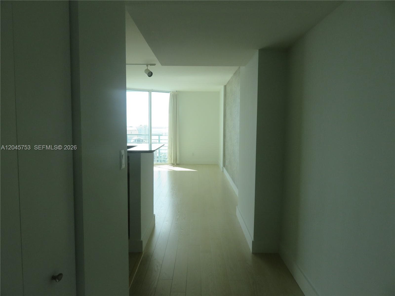 335 S Biscayne Blvd 3503 photo 8