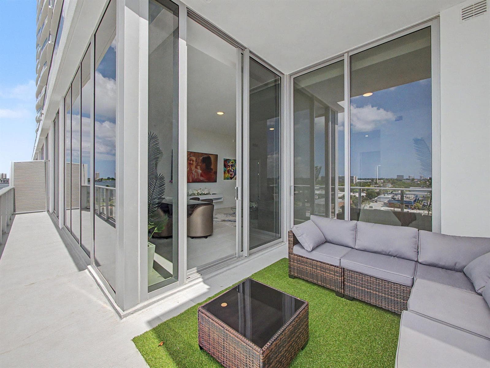 220 Lake Shore Drive photo 22