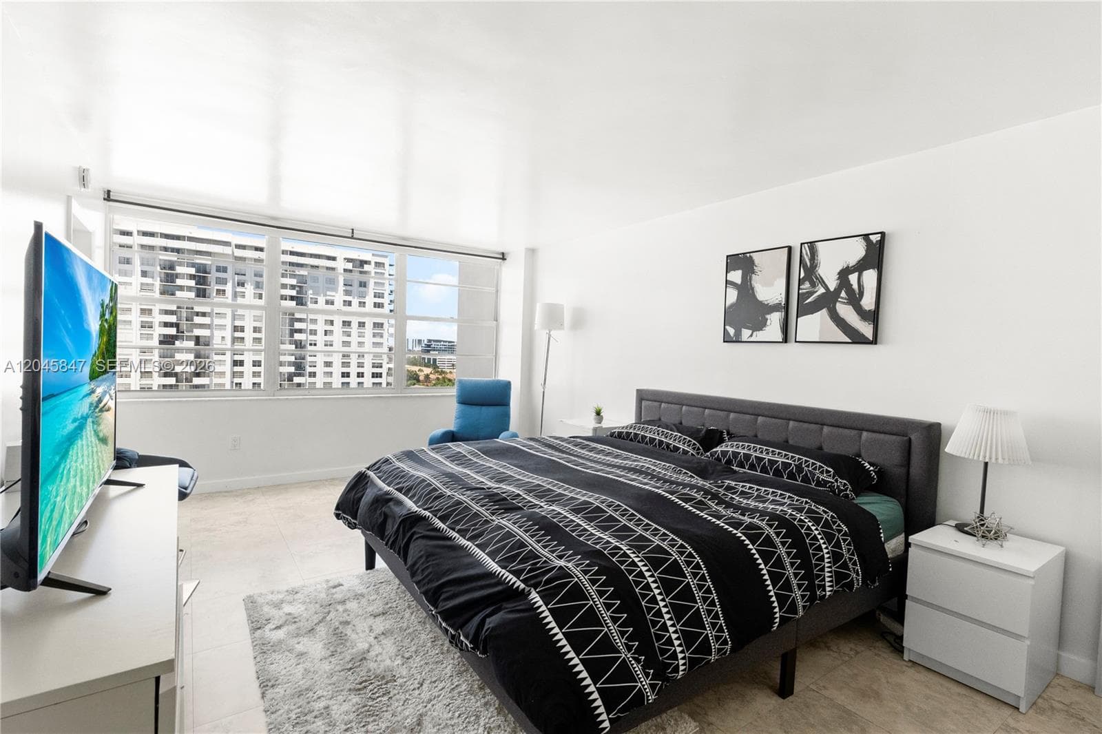 18071 Biscayne Blvd 1404 photo 12