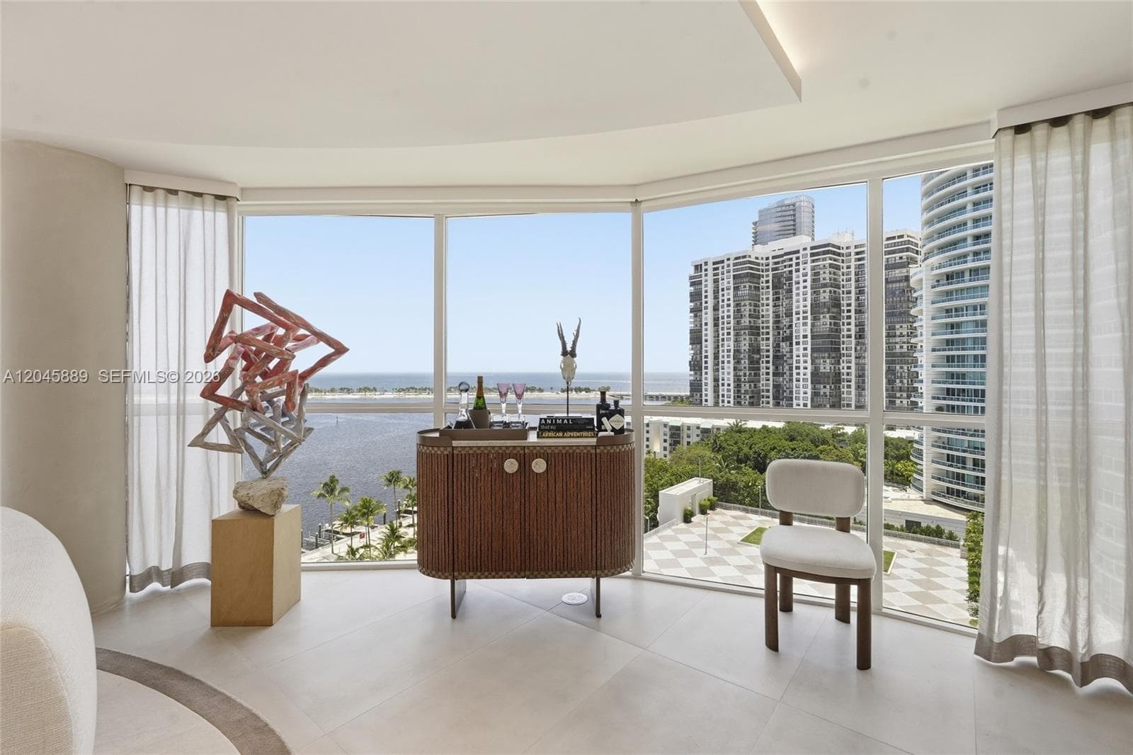 2025 Brickell Ave 1401 photo 8