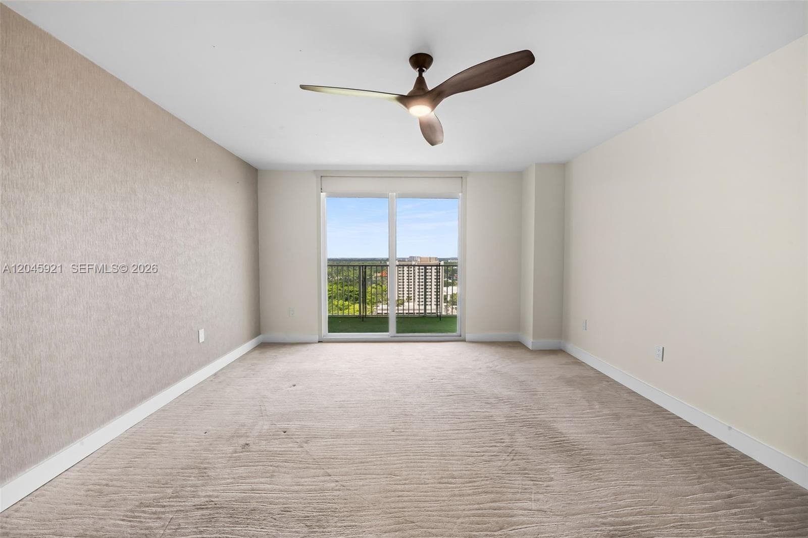 2801 NE 183rd St 1801W photo 18