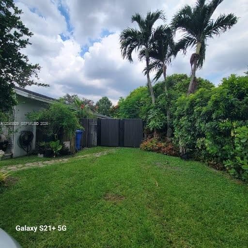 132 Sparrow Dr B photo 10