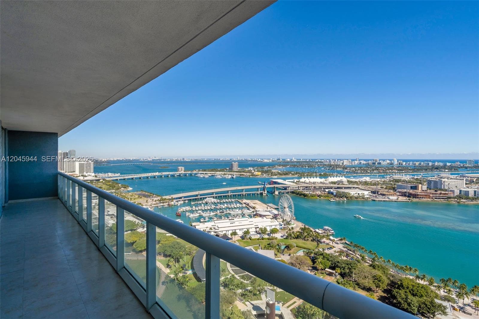 50 Biscayne Blvd 4208 photo 2