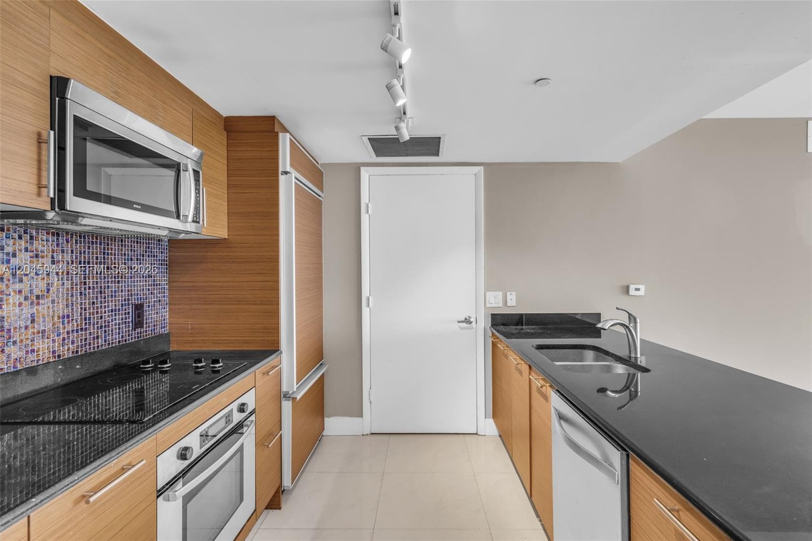 50 Biscayne Blvd 4208 photo 7