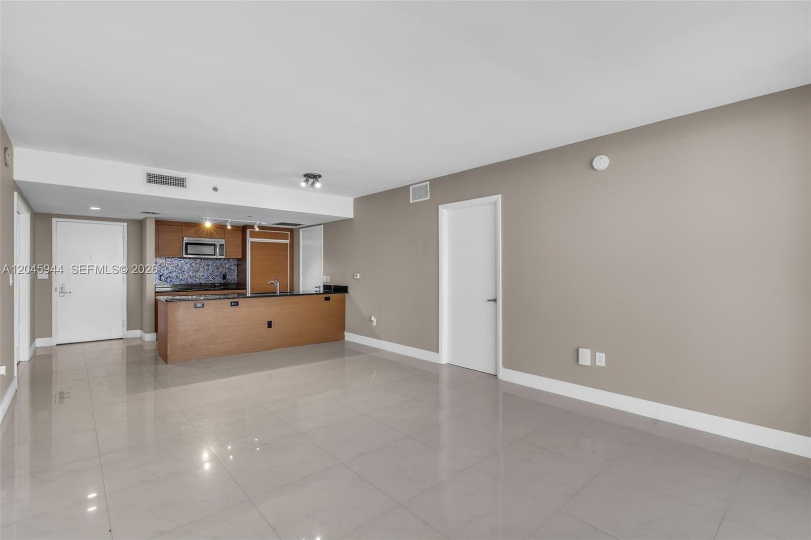 50 Biscayne Blvd 4208 photo 25