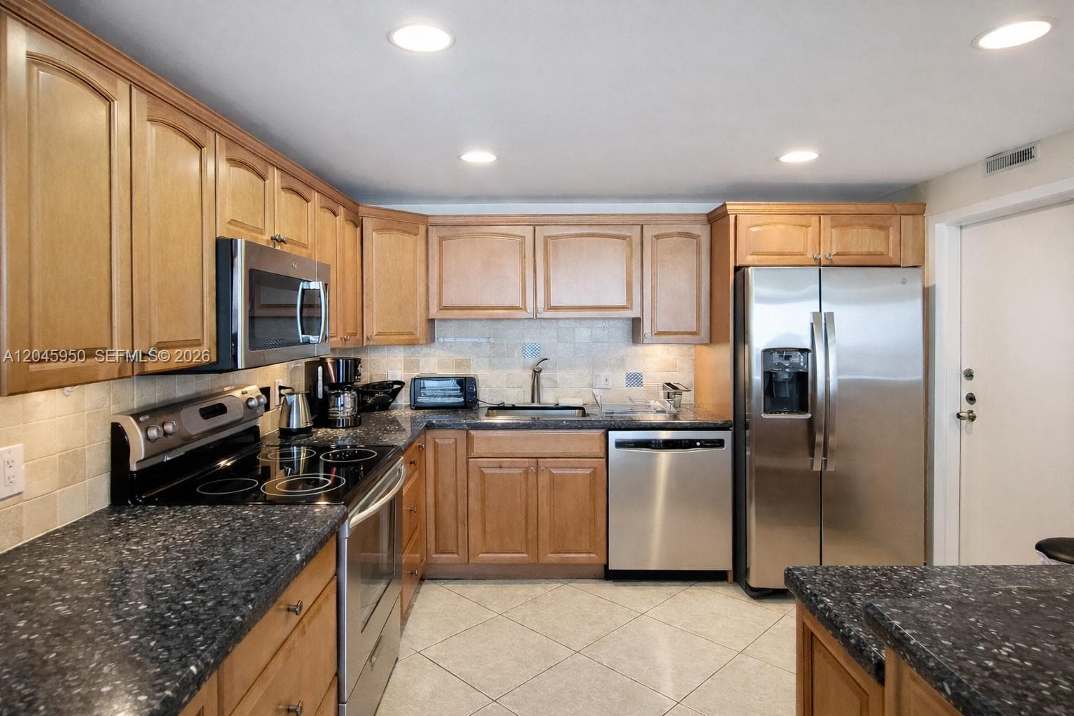 2101 S Ocean Dr 606 photo 6