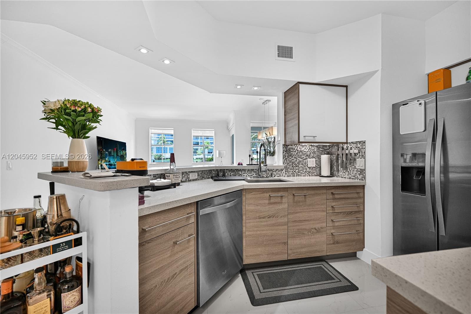 3245 NE 184th St 13104 photo 1