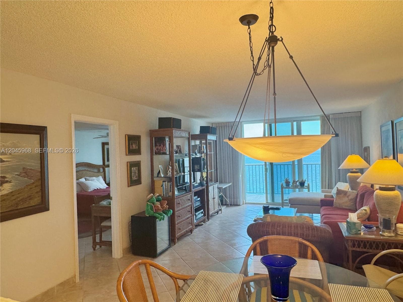 400 N Surf Rd RGB photo 9