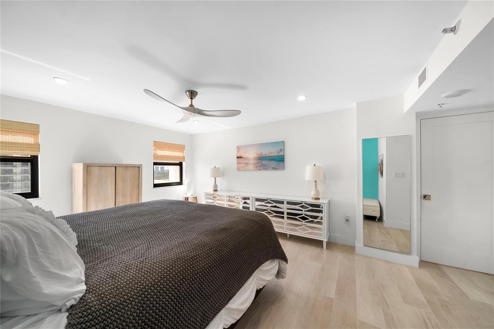 1201 S Ocean Drive 1607n photo 14