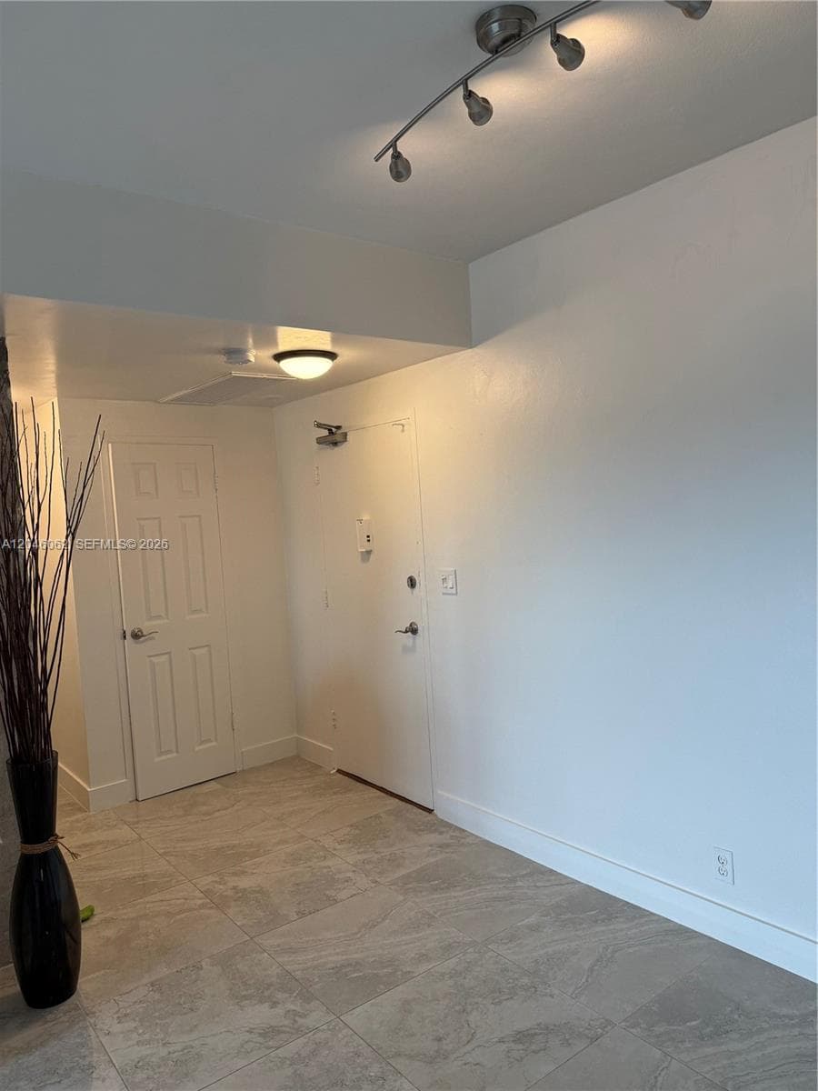 880 NE 69th St 5Q photo 14