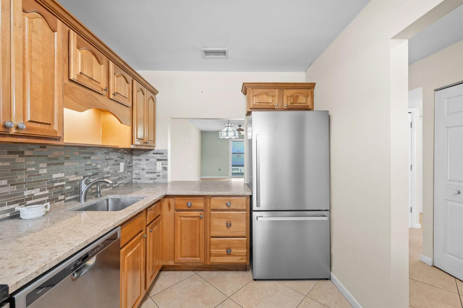 1153 Bayshore Drive 205 photo 6