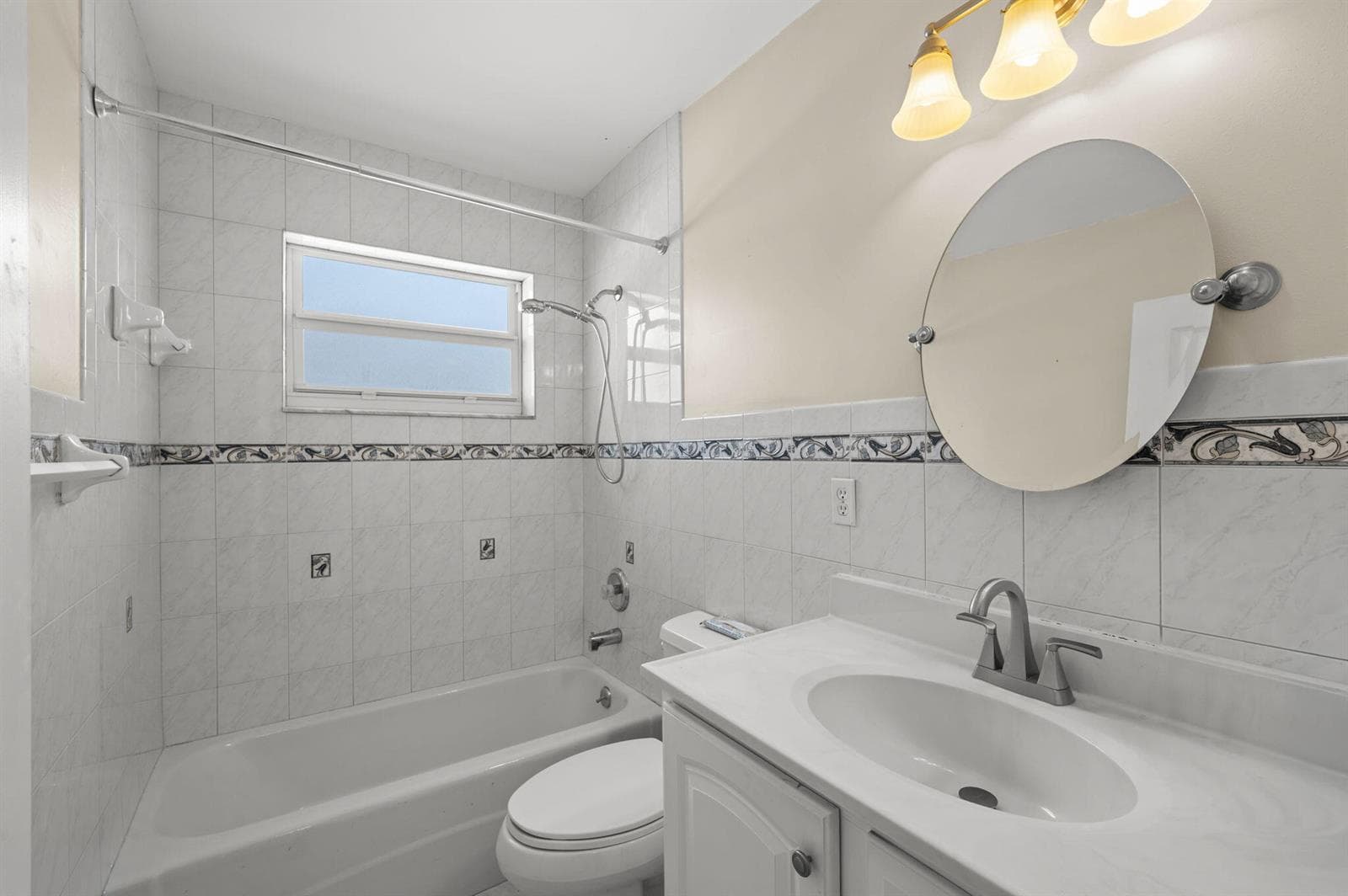 1153 Bayshore Drive 205 photo 12