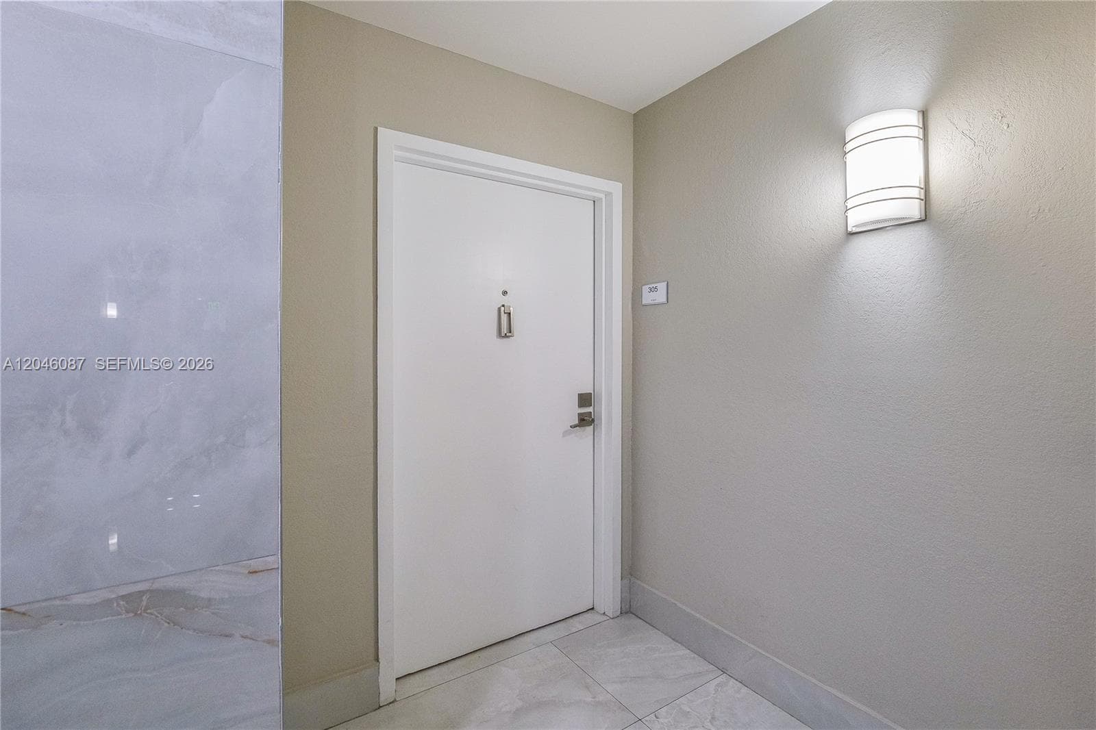 2401 S Ocean Dr 305 photo 25