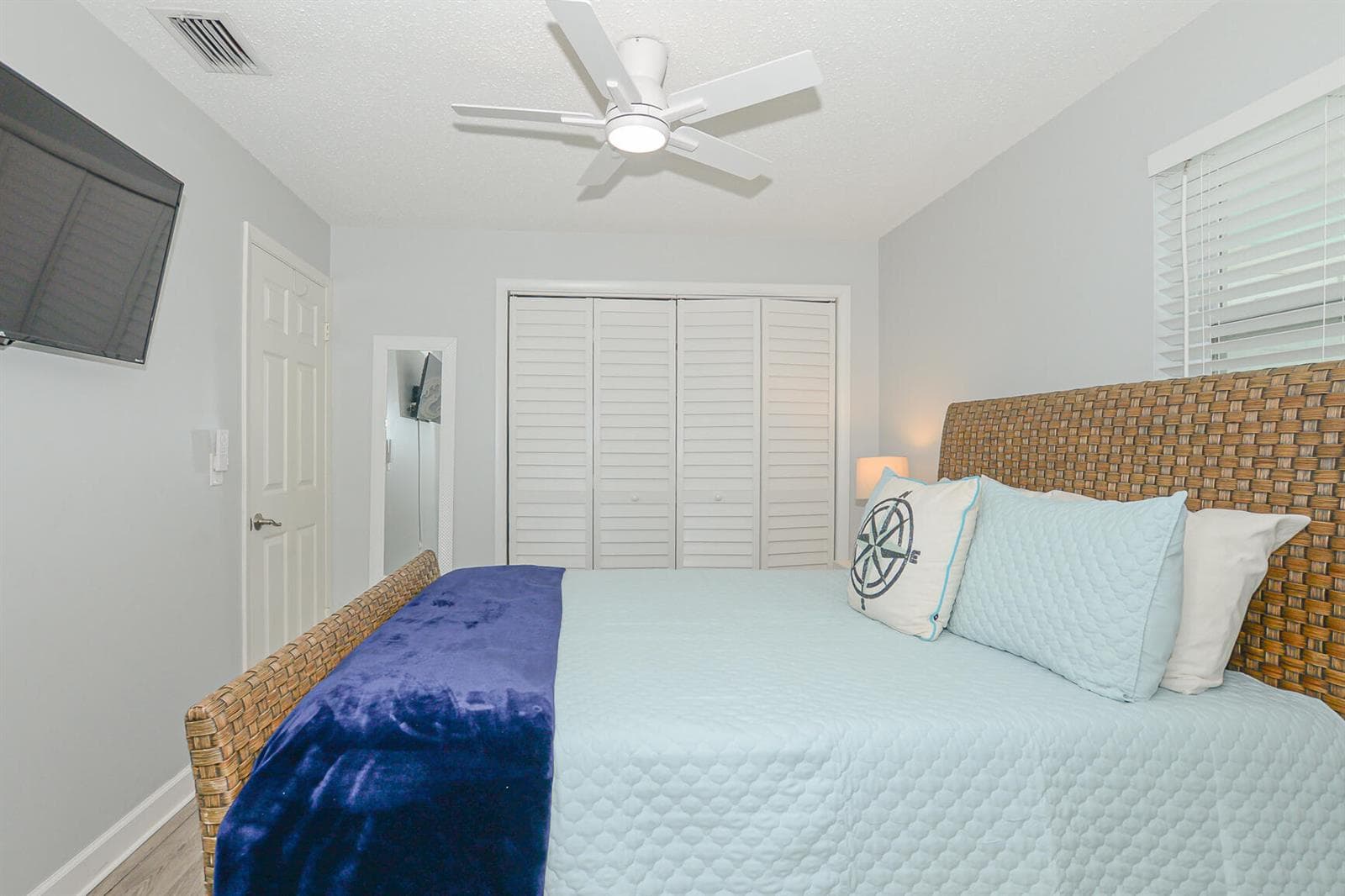 110 SW Hideaway Place photo 19