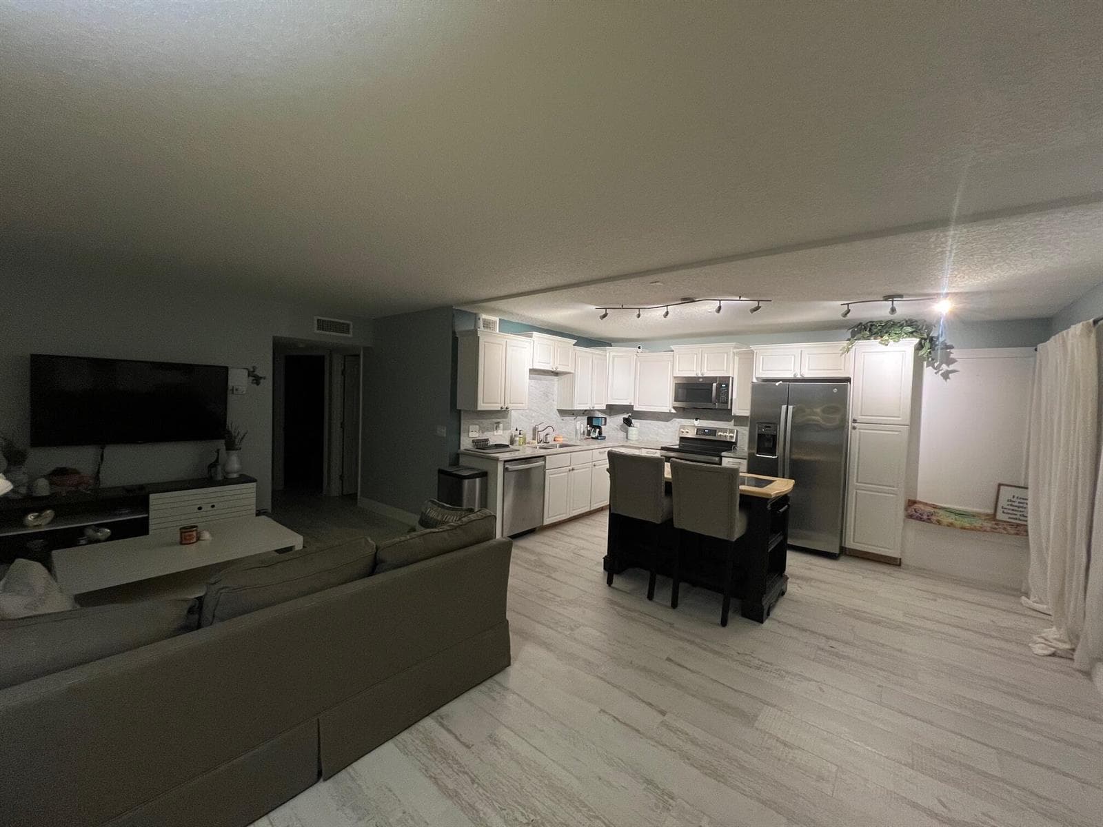 312 Southwind Drive 107 photo 5