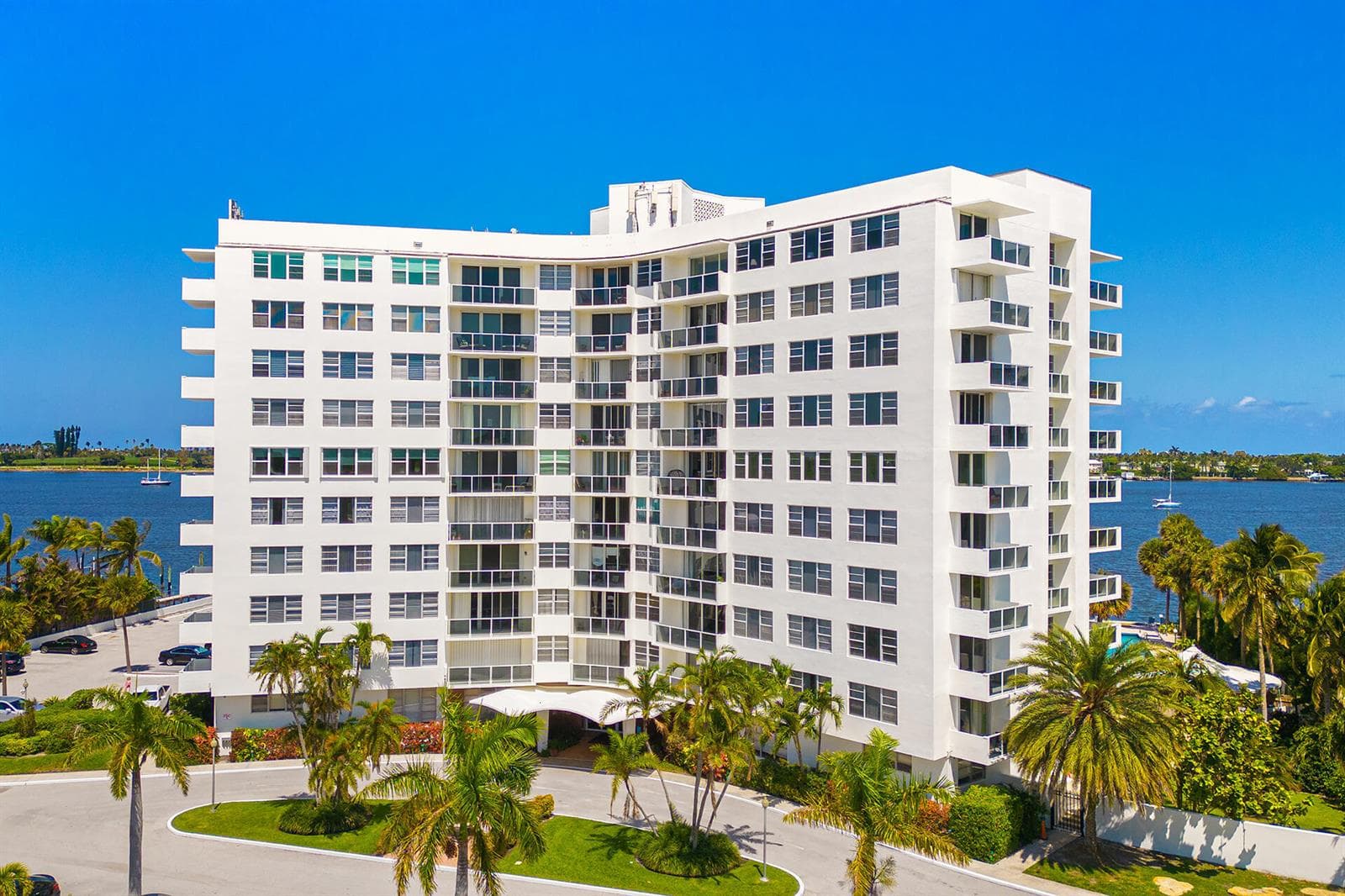 2800 N Flagler Drive 410 photo 2