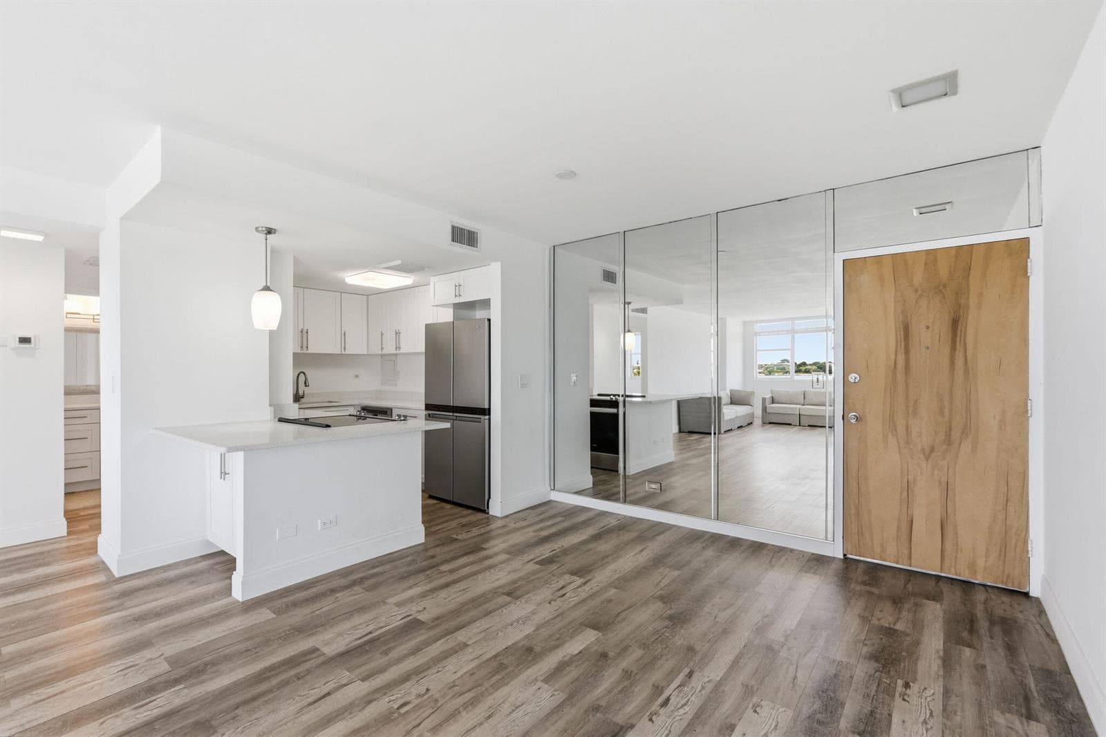 2800 N Flagler Drive 410 photo 13