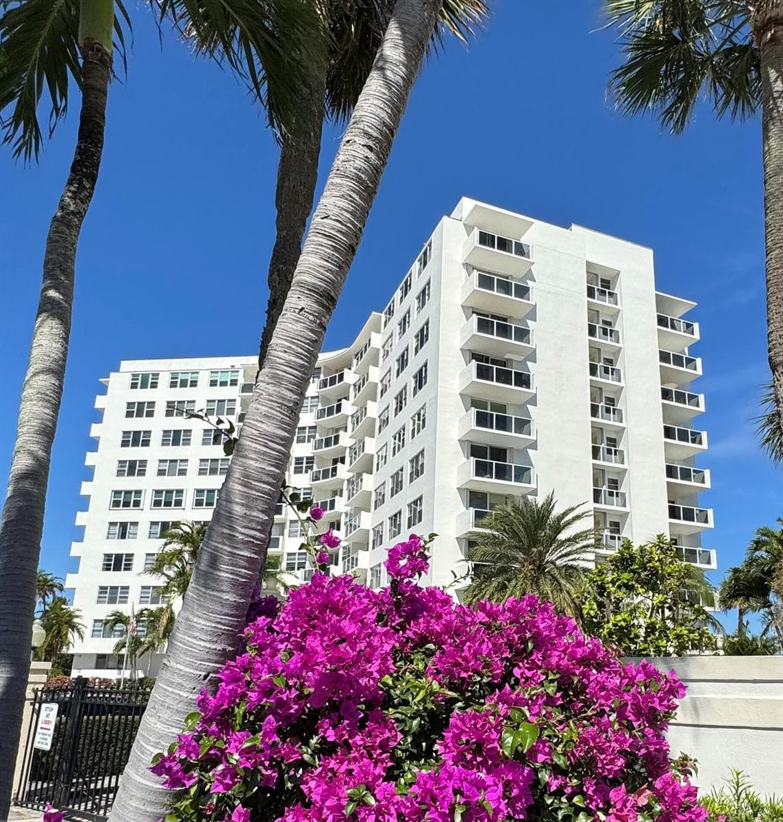 2800 N Flagler Drive 410 photo 1