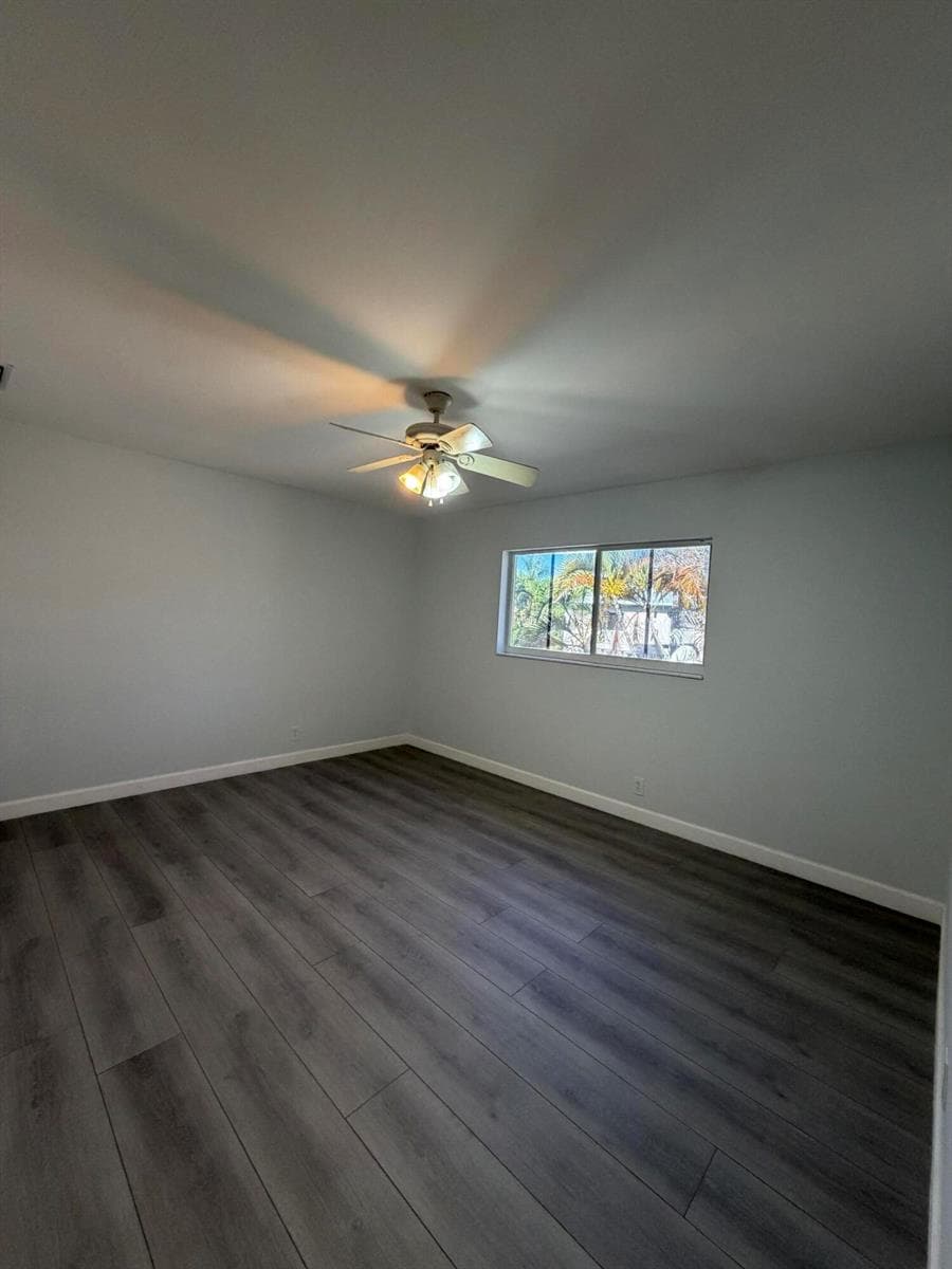 510 SW 15th Street 204 photo 8