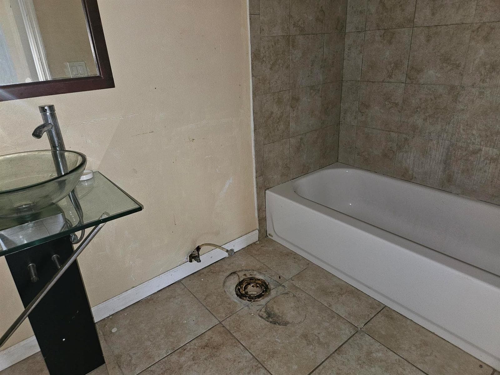 252 SW Cherryhill Road photo 12