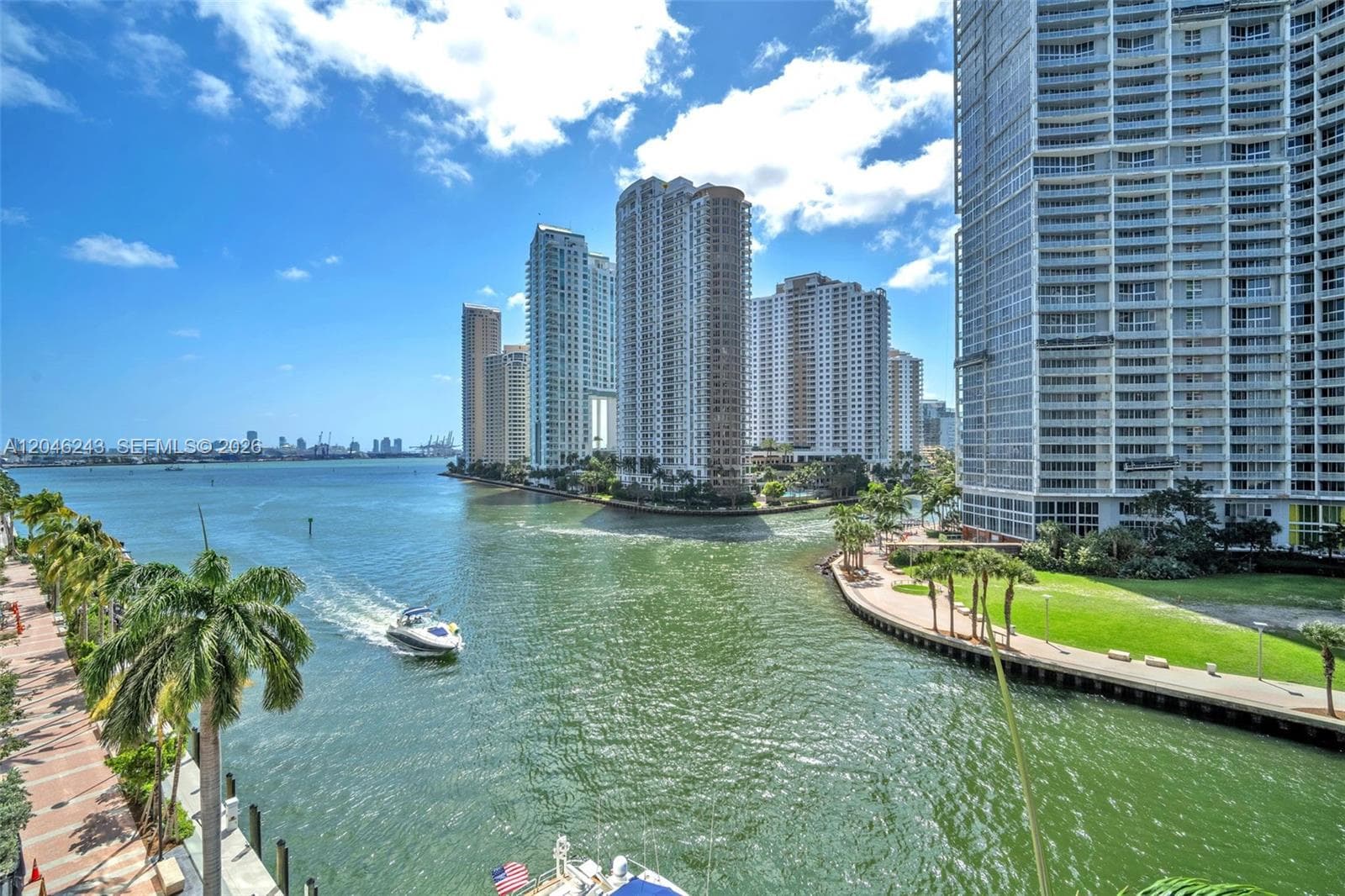 200 Biscayne Boulevard Way 509 photo 1