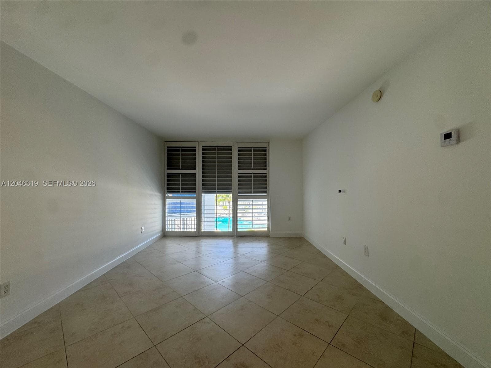 10275 Collins Ave 318 photo 17