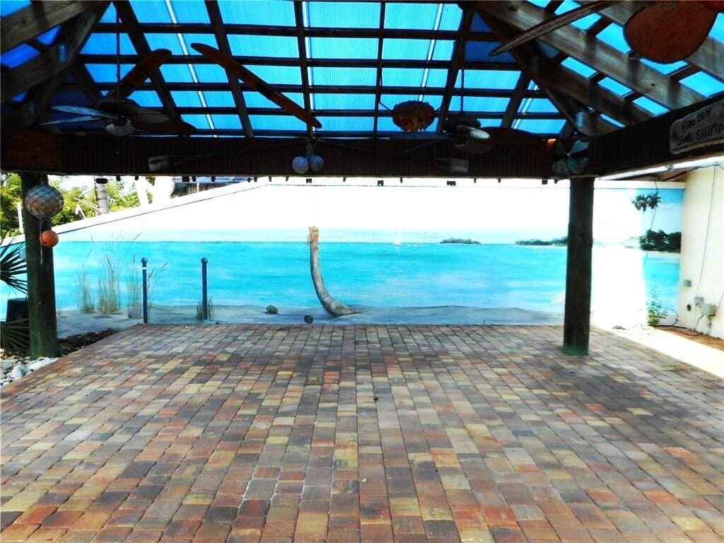 1903 Robalo Drive photo 13