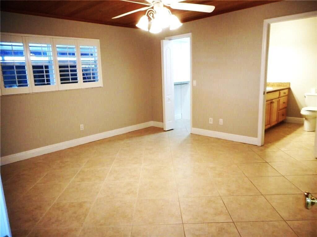 1903 Robalo Drive photo 7