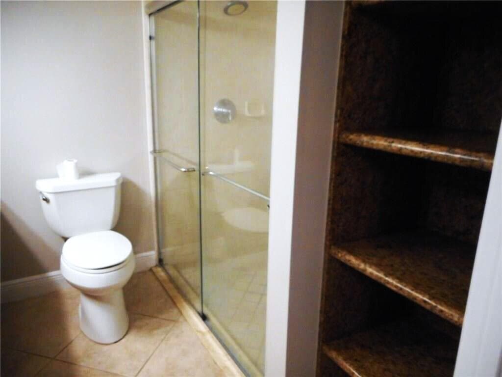 1903 Robalo Drive photo 9