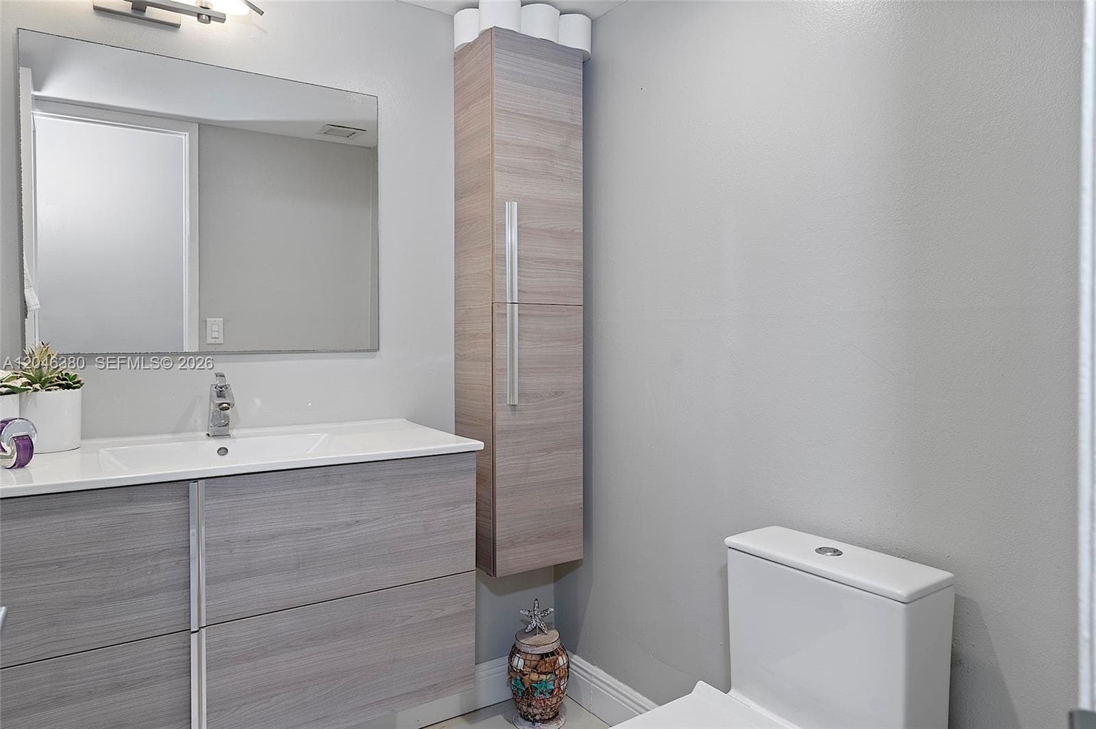 111 N BRINY AVE PH11 photo 23