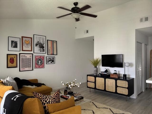 815 W Boynton Beach Boulevard 13-204 photo 8