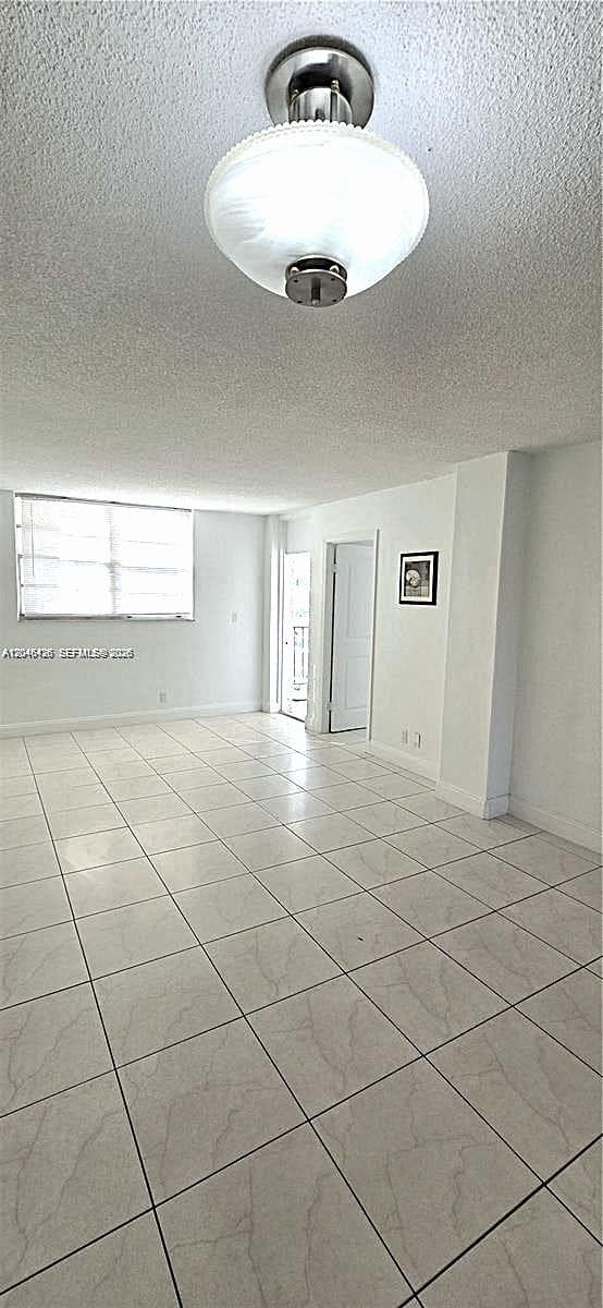2903 NE 163rd St 404 photo 6