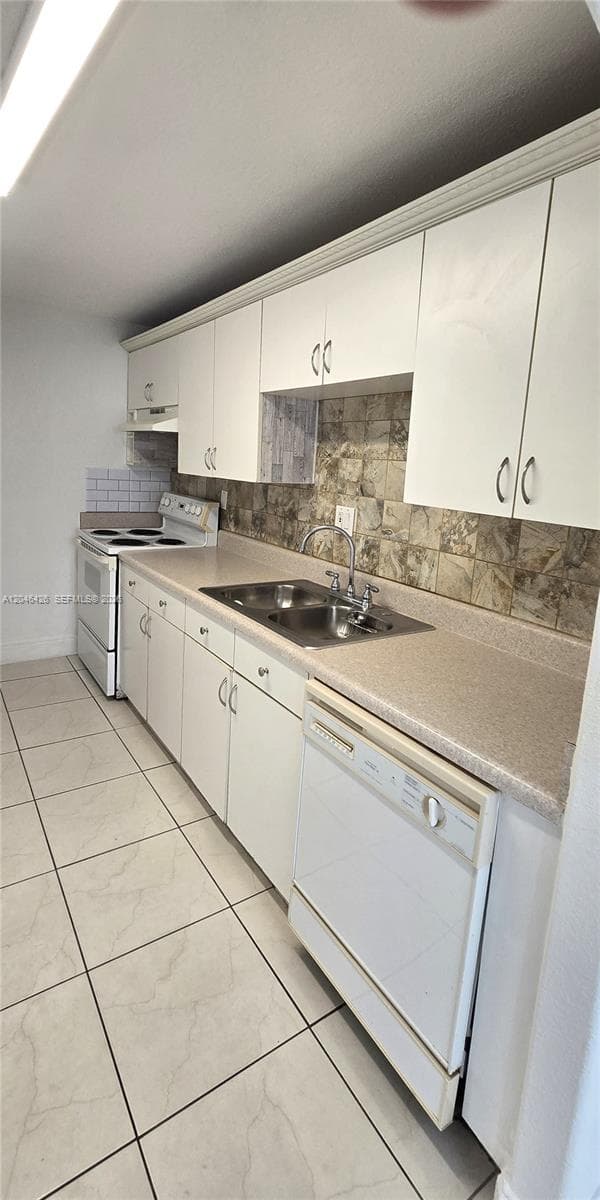 2903 NE 163rd St 404 photo 12