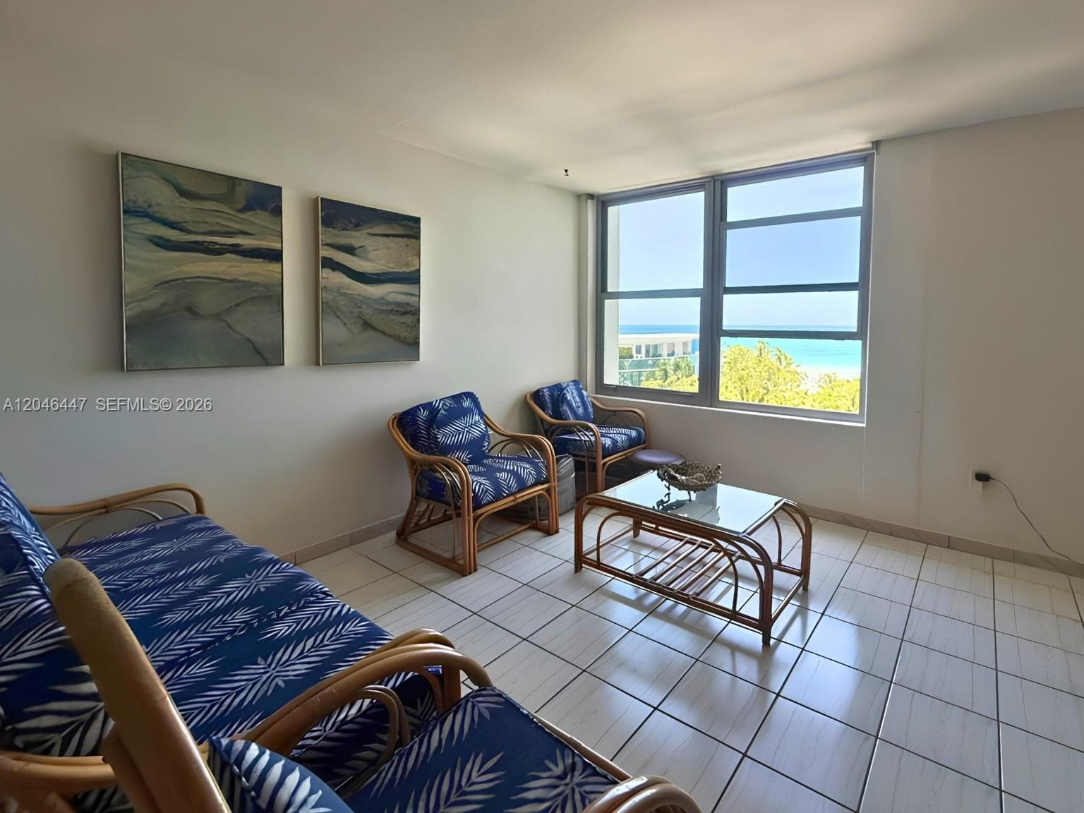 2899 Collins Ave 905 photo 3