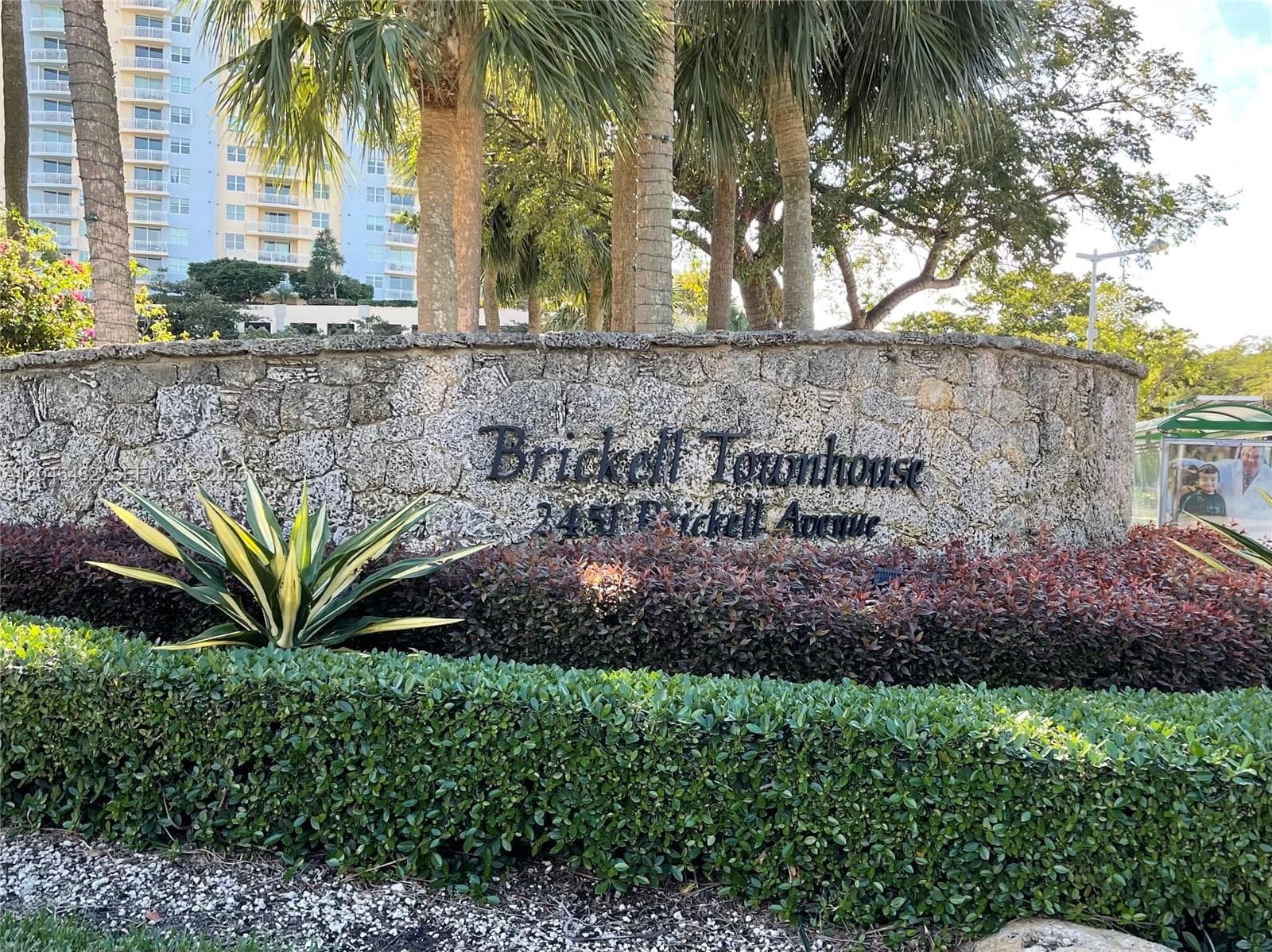 2451 Brickell Ave 19B photo 1