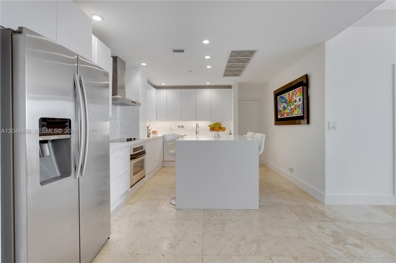 2301 Collins Ave PH22 photo 5