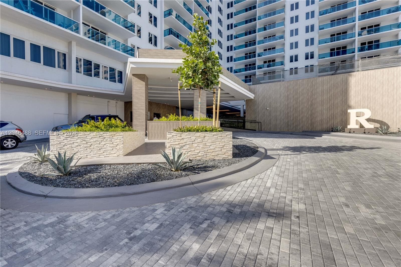 2301 Collins Ave PH22 photo 25