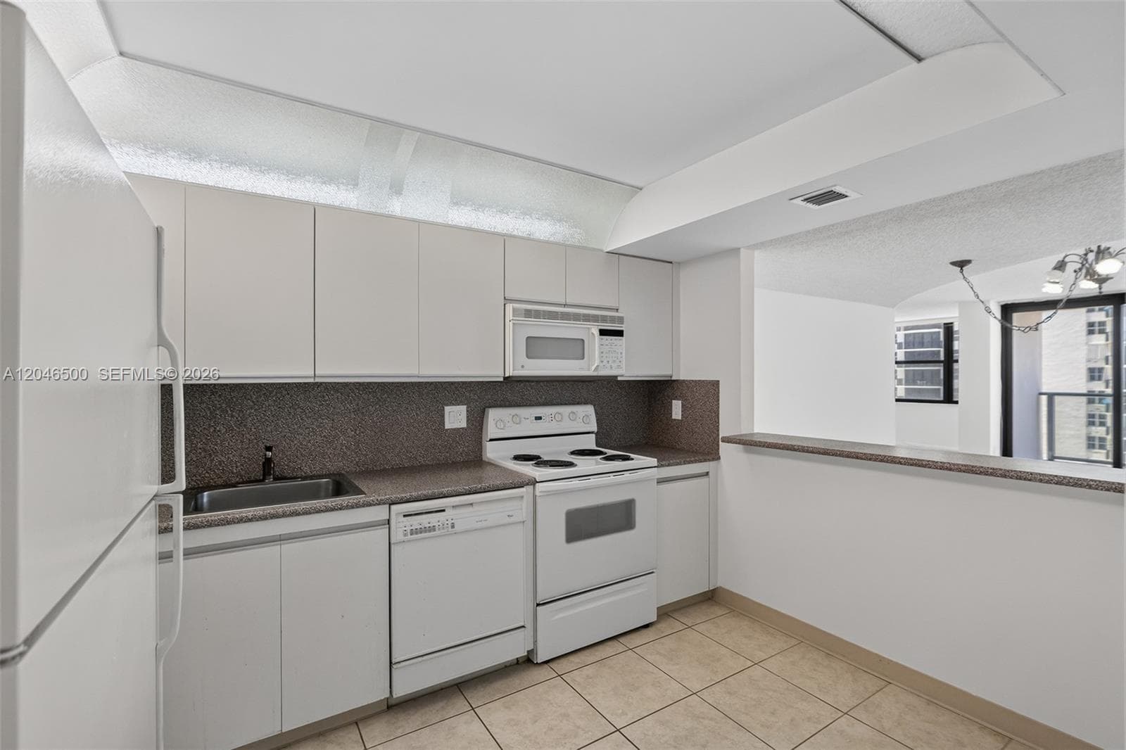 2301 S Ocean Dr 1004 photo 13