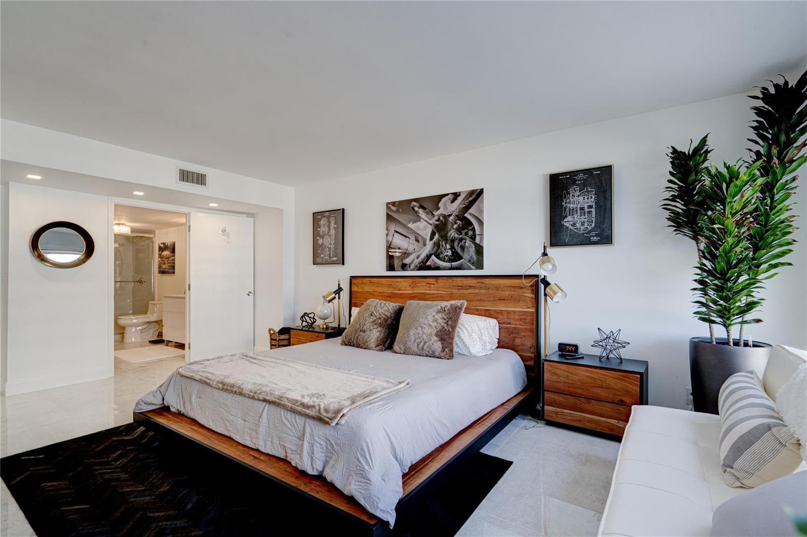 3500 Galt Ocean Drive 716 photo 22