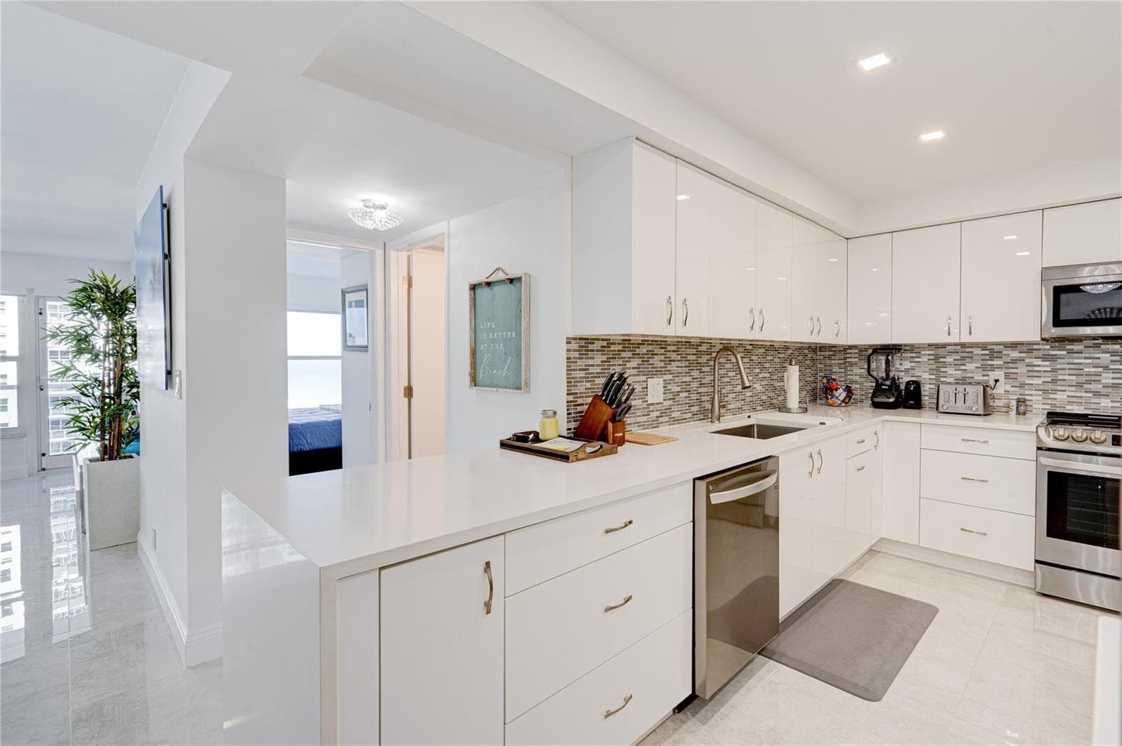 3500 Galt Ocean Drive 716 photo 10