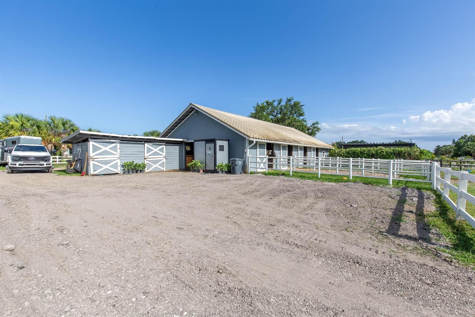 844 Arabian Drive photo 20