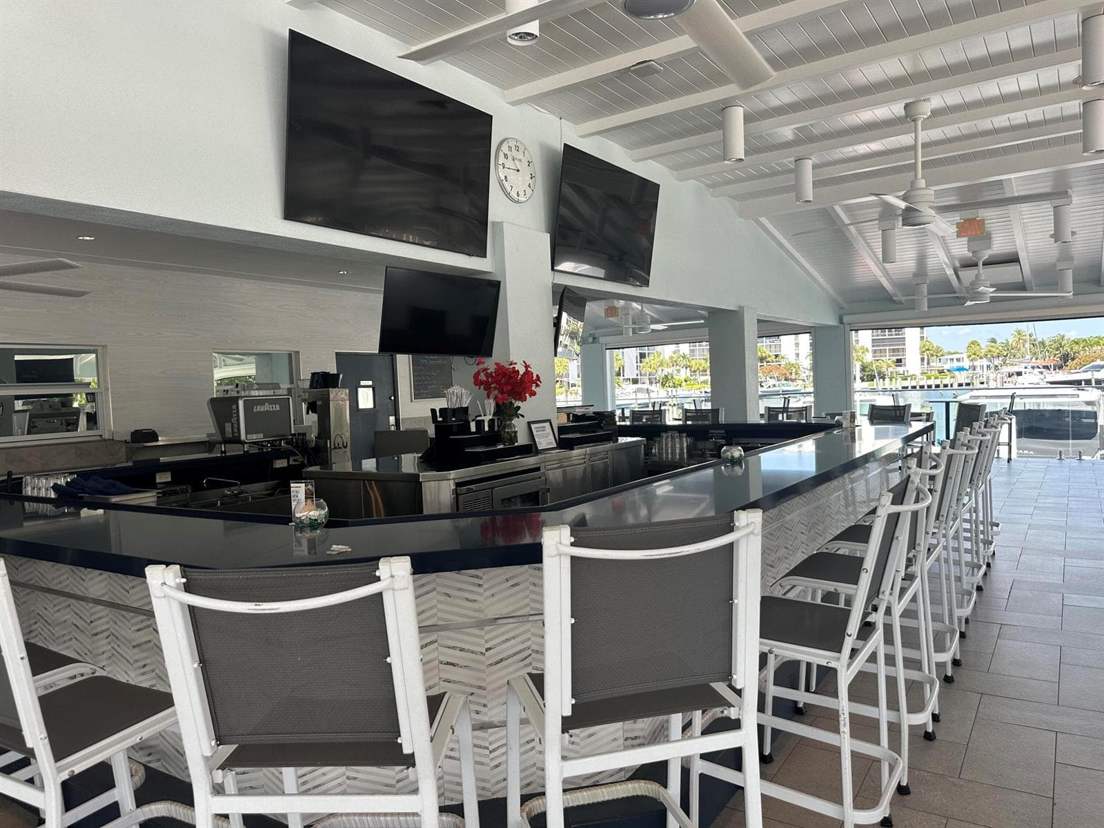 2687 N Ocean Boulevard 5060 photo 21