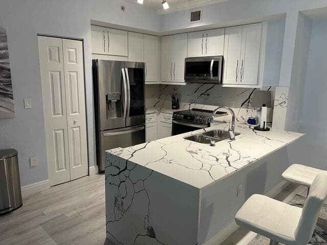 1805 N Flagler Drive 112 photo 7